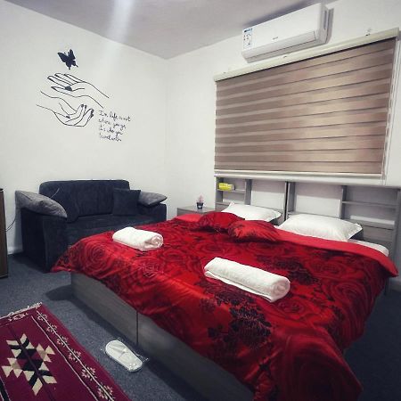 Hostel Petra B12 Wadi Musa Exterior foto
